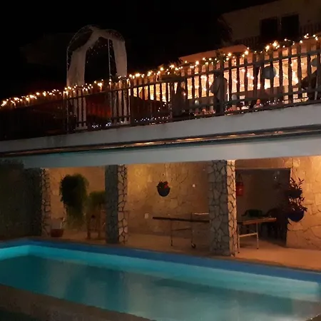 Attila-apartman * Budaors
