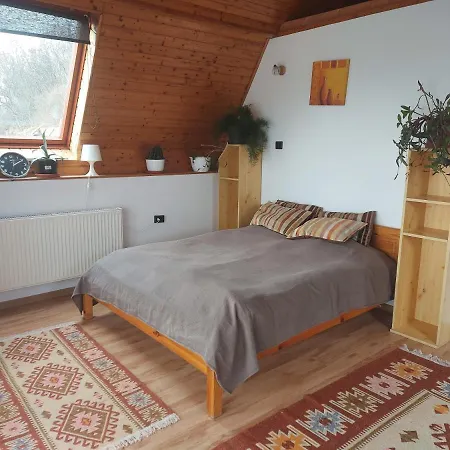 Attila-apartman * Budaors