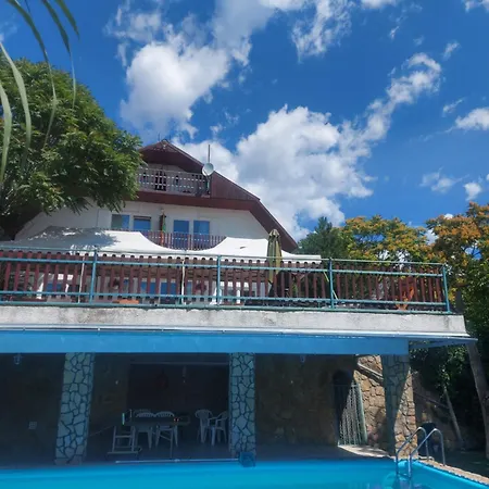 Attila-apartman Apartment *