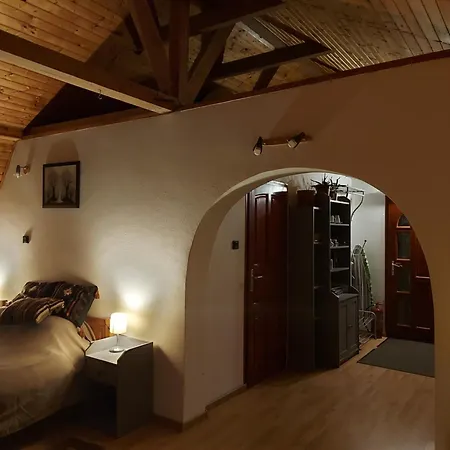 Attila-apartman * Budaors