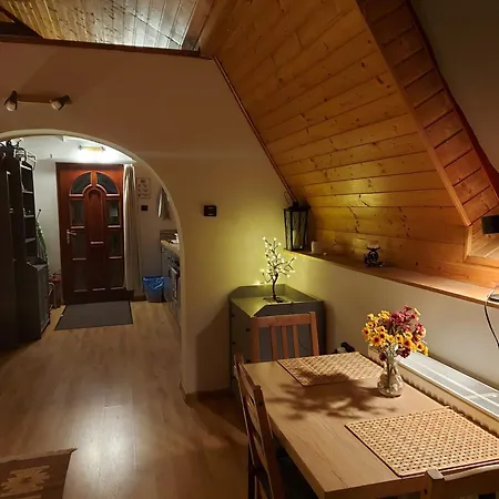 Attila-apartman Apartment Budaors