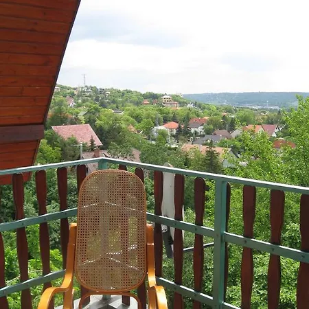Attila-apartman Appartement